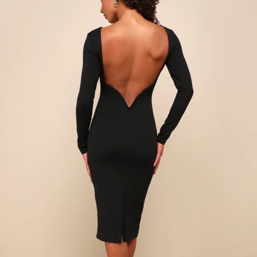 Lulu’s Black Backless Long Sleeve Midi Dress